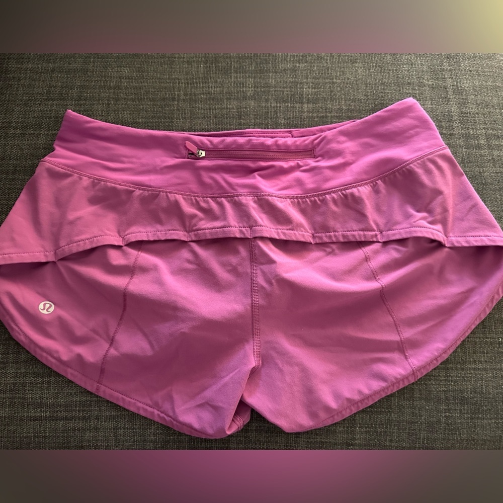 ⭐️Lululemon Low Rise Speed Up Shorts 2.5” Size 6⭐️ BRAND NEW w/ no tags